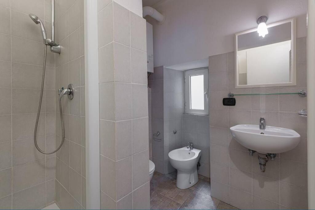 Apartment Adorno 4 - Affitti Brevi Italia Генуа Екстериор снимка